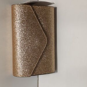 NWT Rosie Harlow Gold glitter clutch/crossbody/wristlet purse. 6 1/4" x 4 1/2"